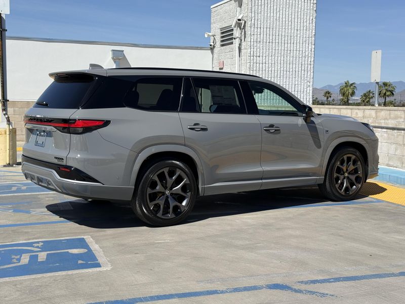 New 2026 Lexus TX 500h F SPORT Performance LuxuryImage 11