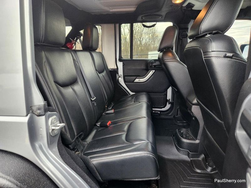 Used 2013 Jeep Wrangler Unlimited Rubicon