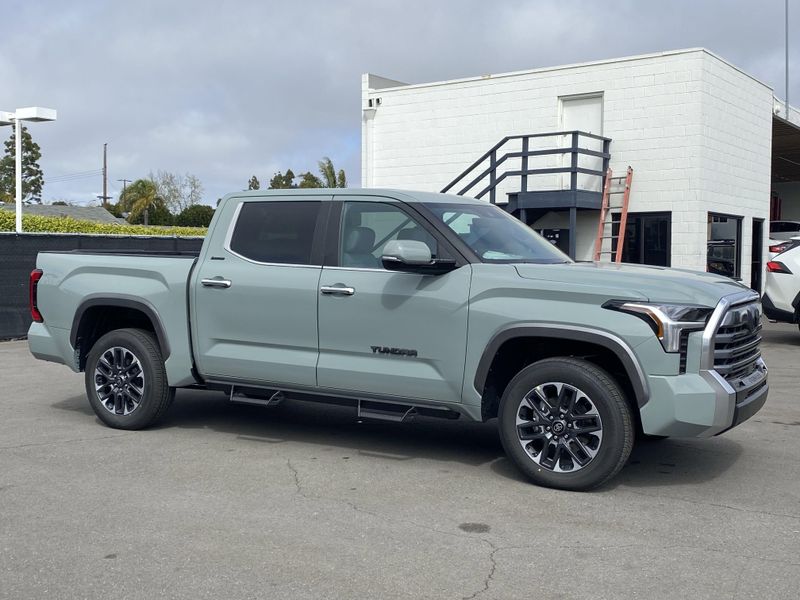 2025 Toyota Tundra LimitedImage 2