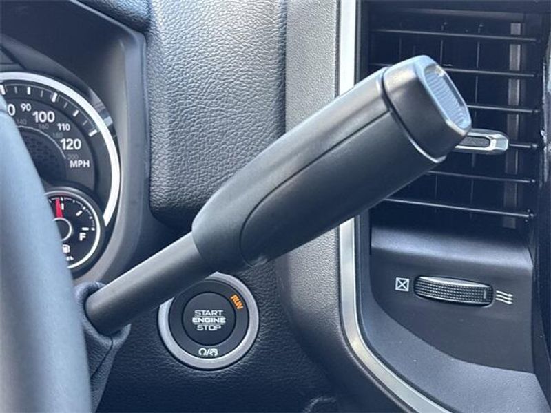 New 2025 RAM 2500 Big Horn Crew Cab 4x4 6