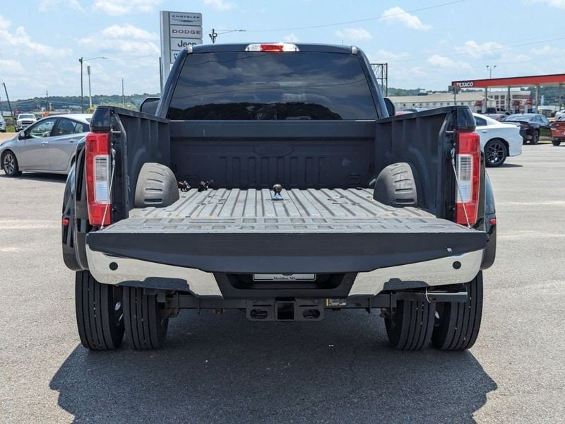 2019 Ford F-450 XLT in a Agate Black Metallic exterior color and Medium Earth Grayinterior. Johnson Dodge 601-693-6343 pixelmotiondemo.com 