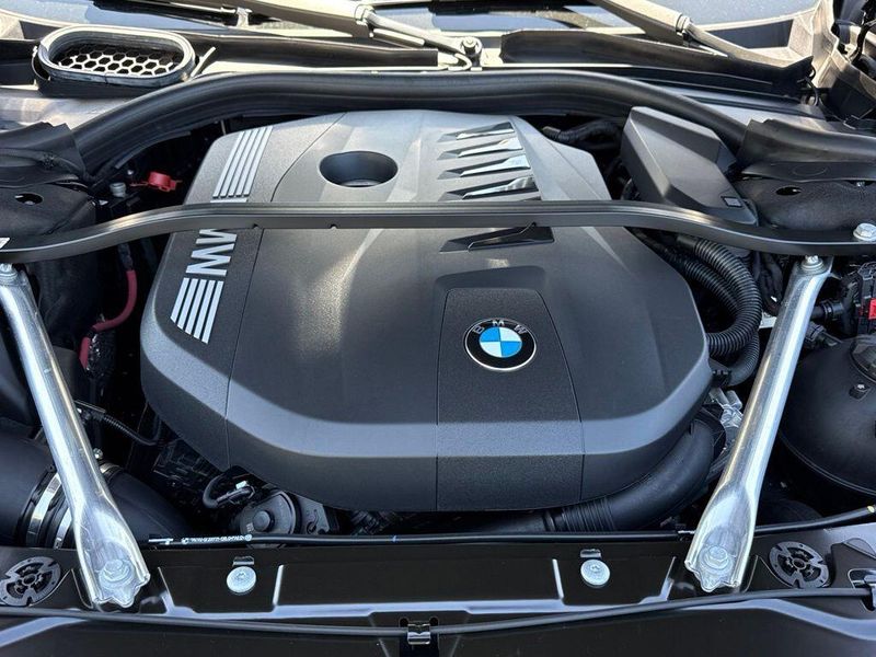 Used 2026 BMW 7 Series 740iImage 32