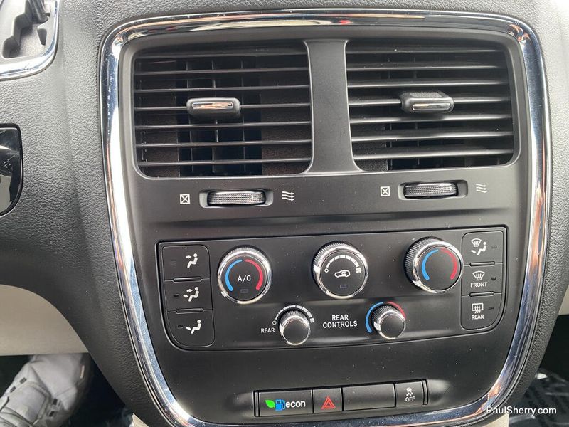 Used 2019 Dodge Grand Caravan SXT