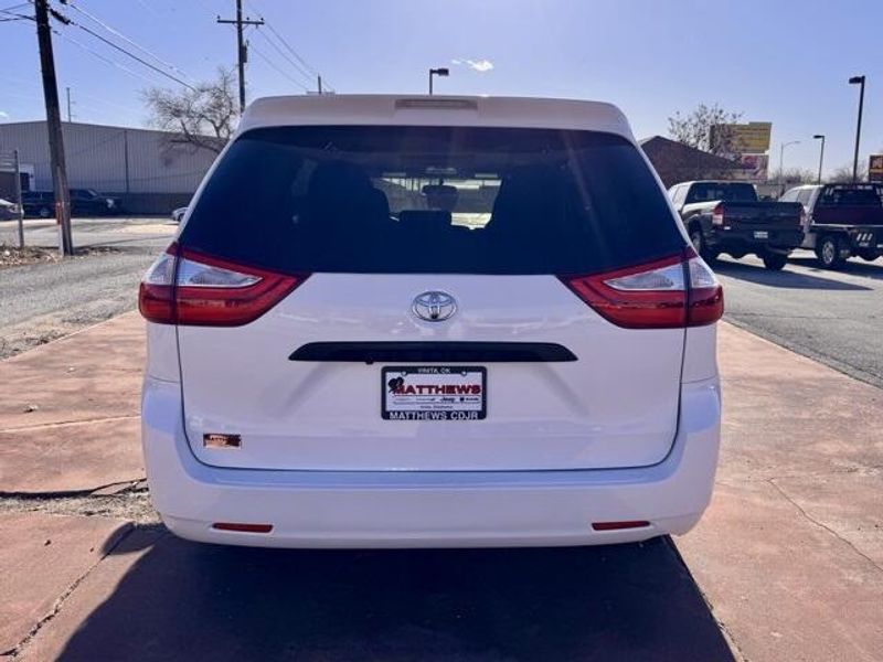 Used 2017 Toyota Sienna LImage 6