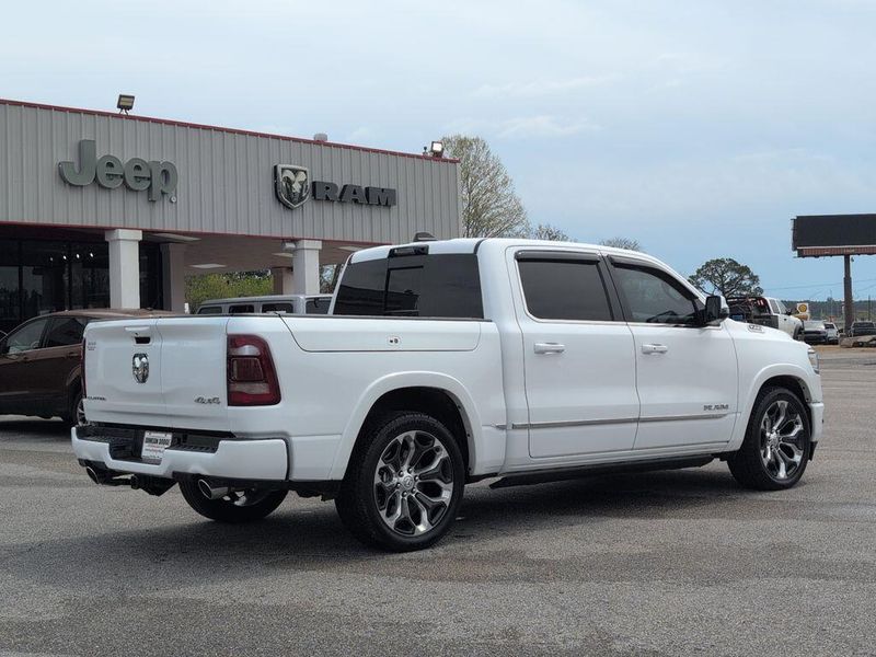 2023 RAM 1500 LimitedImage 3
