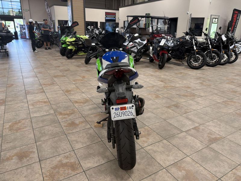 Used 2024 Kawasaki NINJA 500 KRT SE ABS Image 16