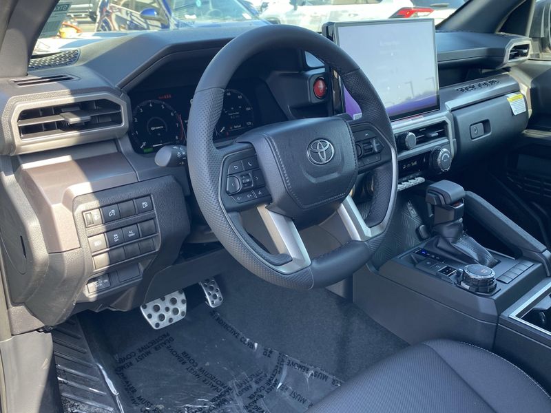 2025 Toyota Tacoma TRD Sport HybridImage 13