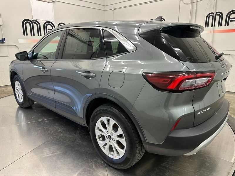 2024 Ford Escape ActiveImage 13