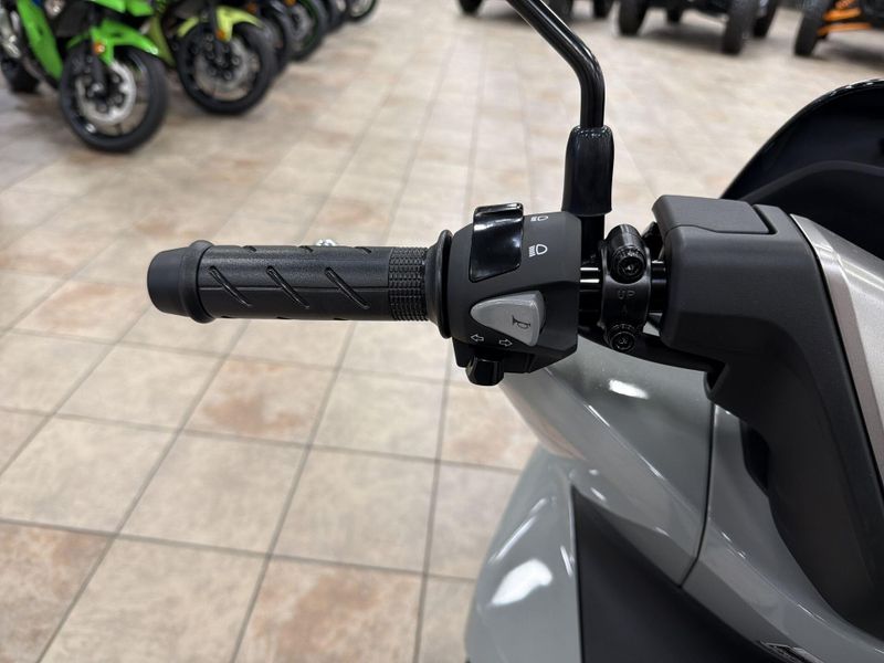 New 2025 Honda PCX ABS Image 21