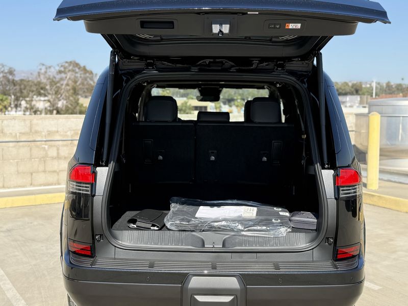 2025 Lexus GX Image 14