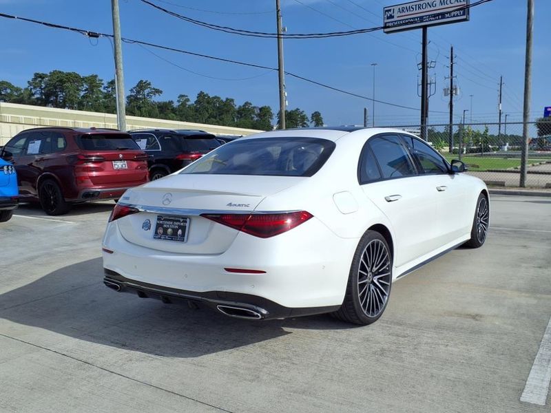2023 Mercedes-Benz S 580 580Image 2