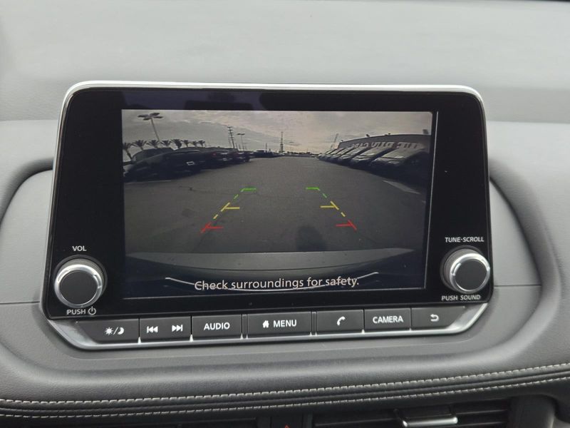 Used 2024 Nissan Rogue AWD SV