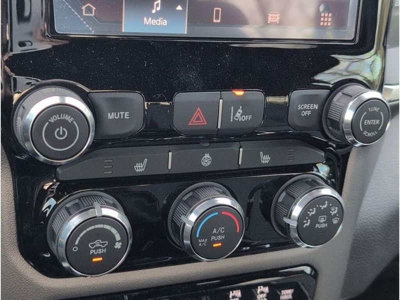 New 2026 RAM 1500 Big Horn Crew Cab 4x4 5