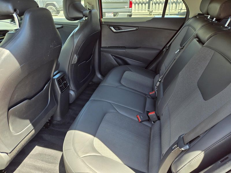 Used 2024 Kia Niro EV Wind