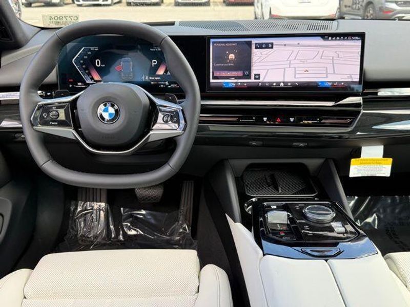 New 2026 BMW 5 Series 530iImage 26