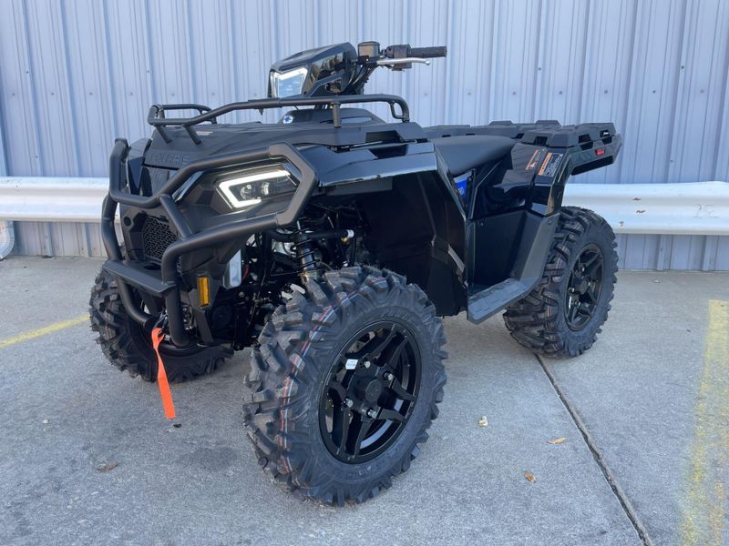 2025 Polaris SPORTSMAN 570  TRAIL ONYX BLACK Image 4