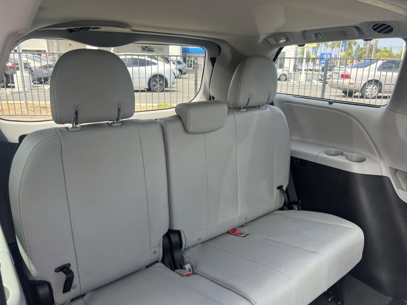 Used 2020 Toyota Sienna LimitedImage 26