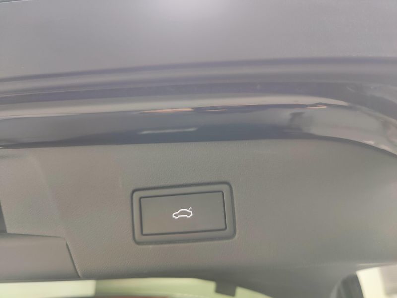 Used 2023 Volkswagen ID.4 S w/Glass RoofImage 13