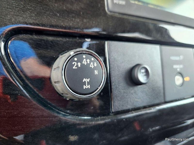 2019 Chevrolet Express 2500 Image 4