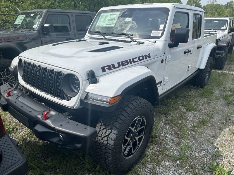 2024 Jeep Gladiator Rubicon X 4x4Image 1