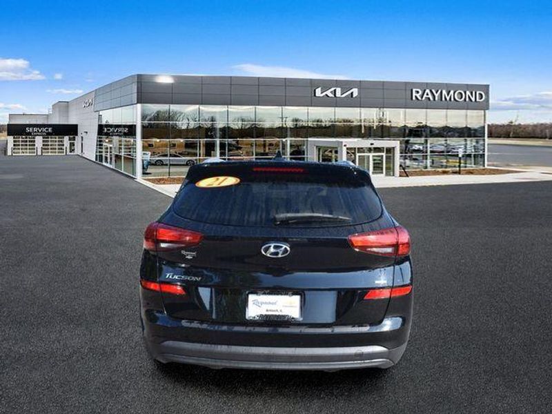 Used 2021 Hyundai Tucson ValueImage 5