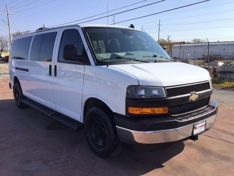 2019 Chevrolet Express 3500 LTImage 6