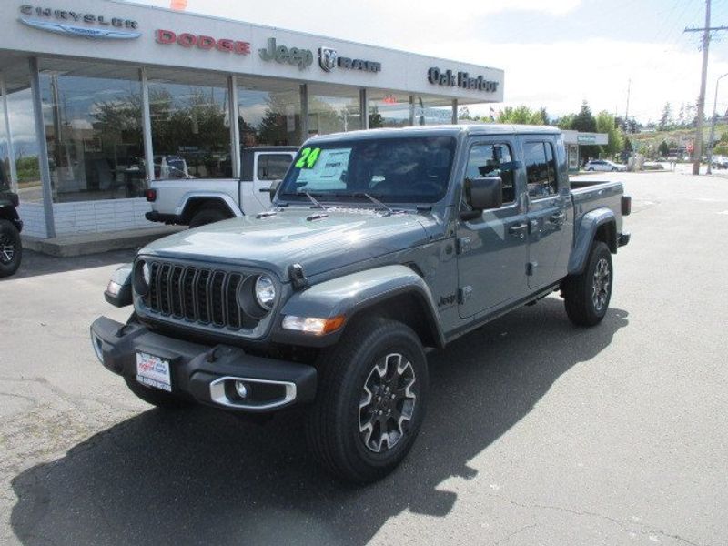 2024 Jeep Gladiator Sport S 4x4Image 2