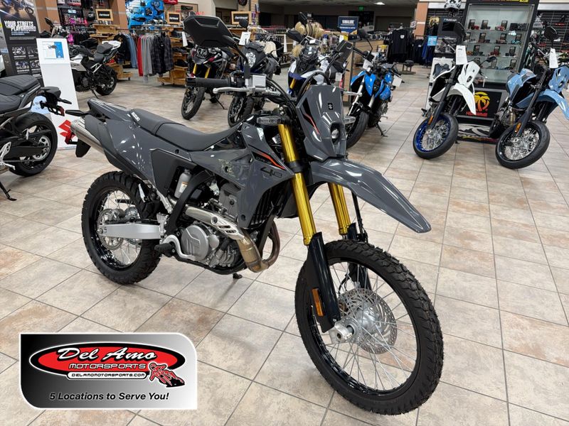 New 2025 Suzuki DR-Z4S 