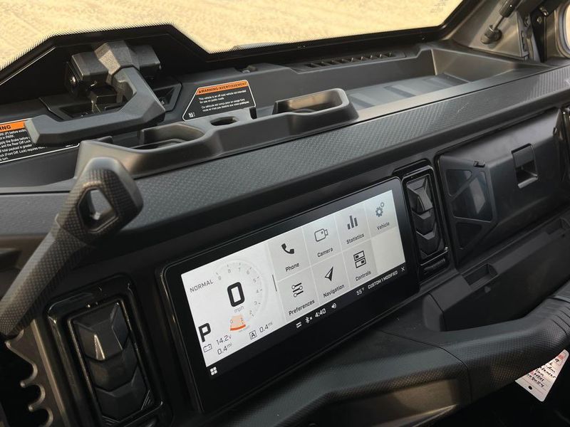 New 2026 Can-Am DEFENDER MAX LIMITED HD11 