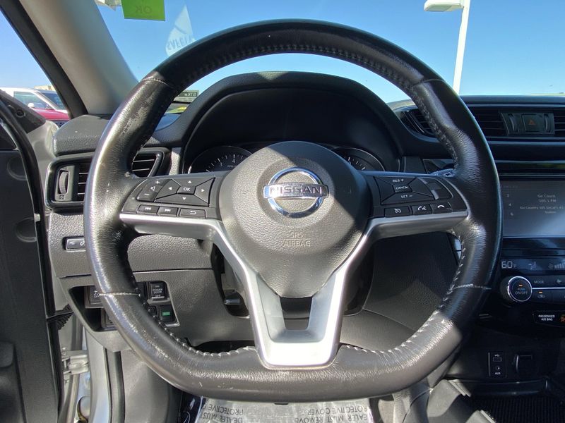 Used 2017 Nissan Rogue SVImage 27