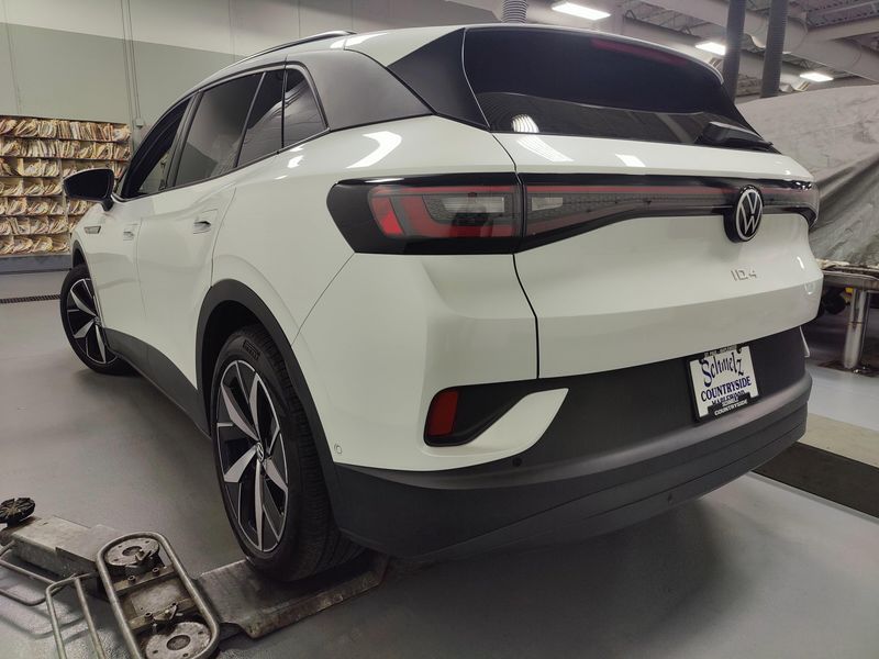 Used 2023 Volkswagen ID.4 Pro S Glass Roof 82kw Long RangeImage 11