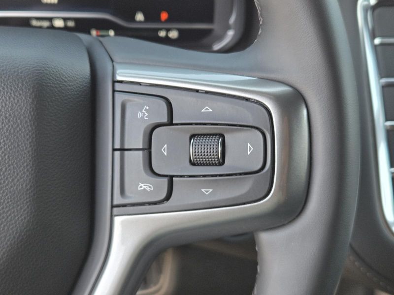 Used 2024 Chevrolet Tahoe 2WD 4dr LT