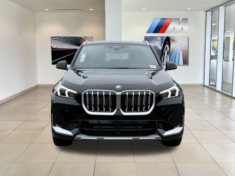 2025 BMW X1 xDrive28iImage 3