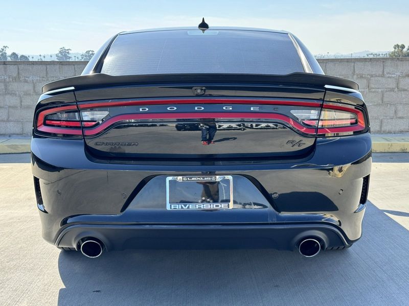 2019 Dodge Charger R/TImage 11
