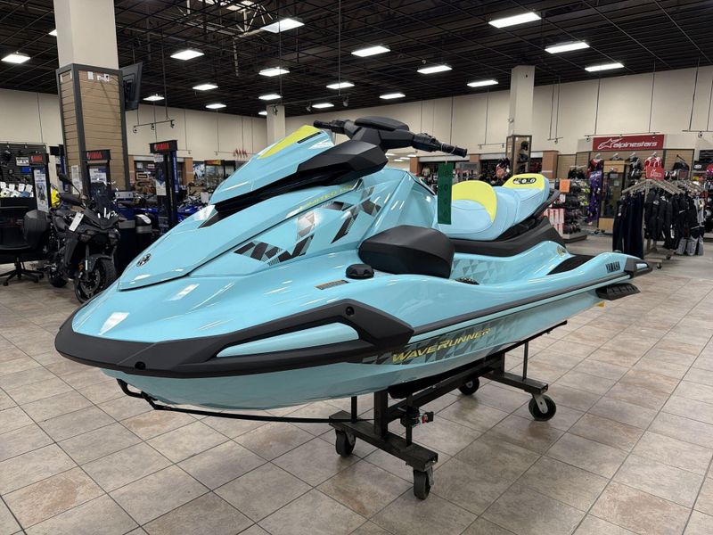 New 2025 Yamaha VX LIMITED HO Image 13