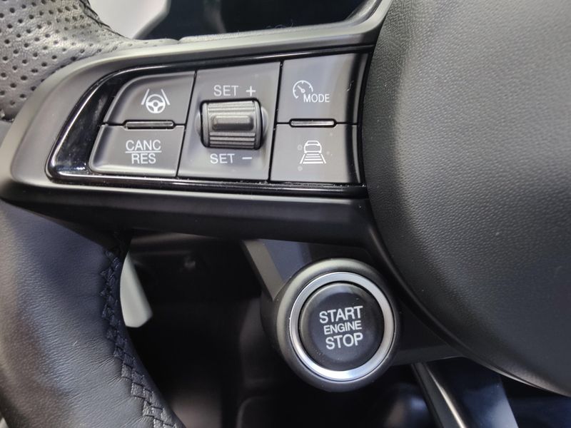 Used 2024 Alfa Romeo Tonale Veloce eAWD w/Sunroof & Activ AsstImage 32