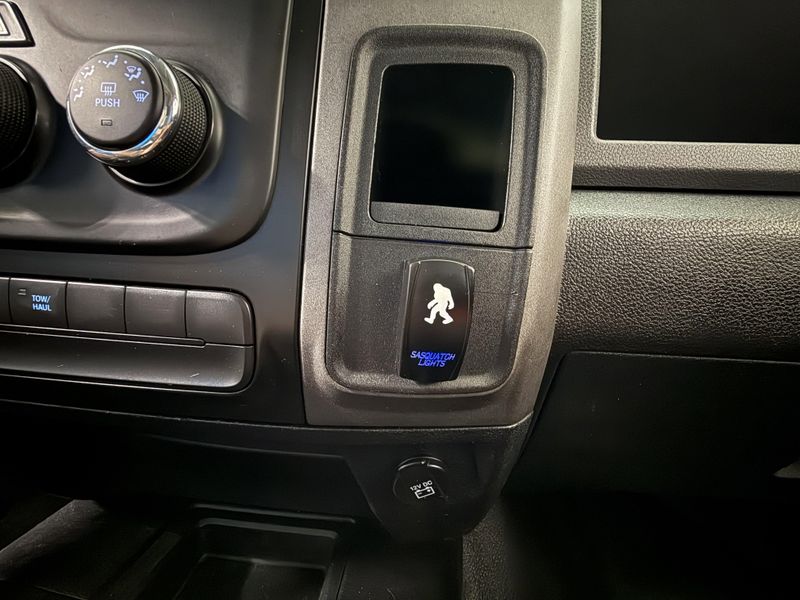 Used 2014 RAM 2500 TradesmanImage 26