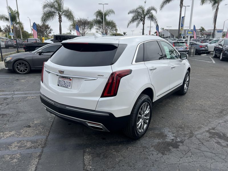 2021 Cadillac XT5 FWD Premium LuxuryImage 3
