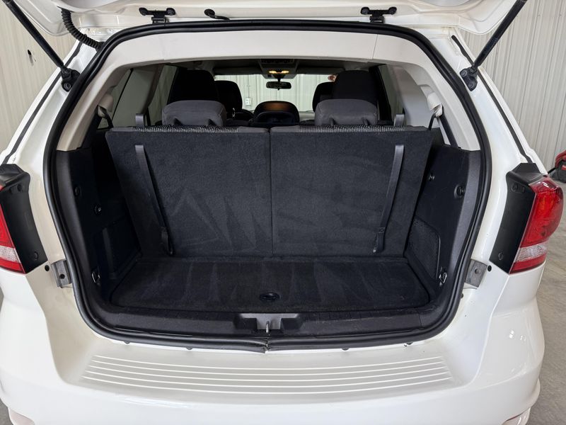 Used 2016 Dodge Journey SXTImage 5