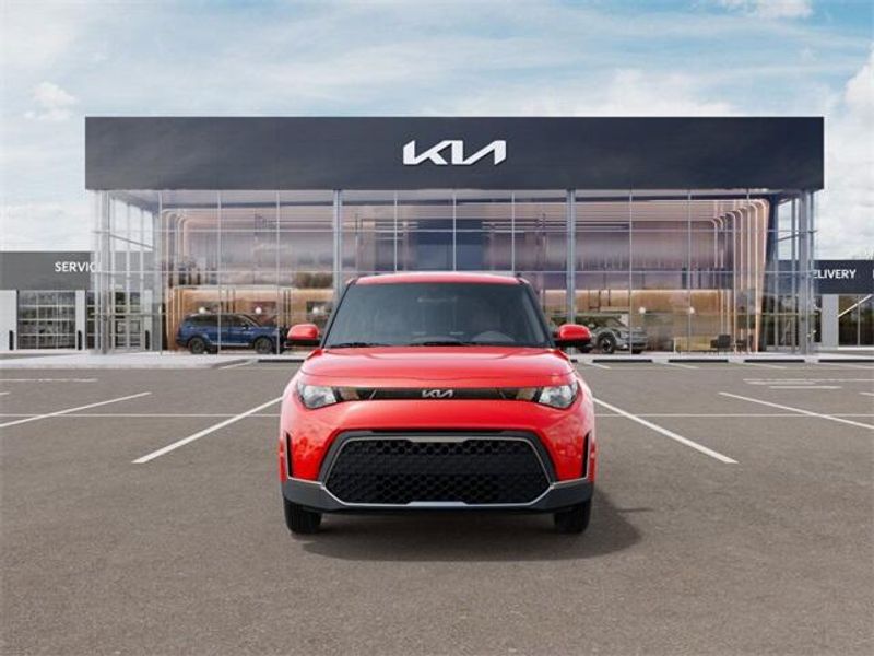 2025 Kia Soul LXImage 2