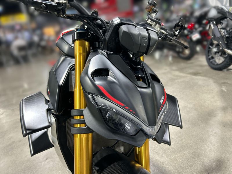 Used 2022 Ducati STREETFIGHTER V4 SP Image 26