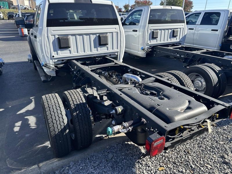 2024 RAM 4500 Tradesman Chassis Crew Cab 4x4 60