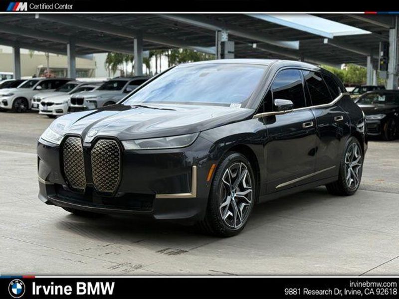 Used 2023 BMW iX xDrive50Image 1