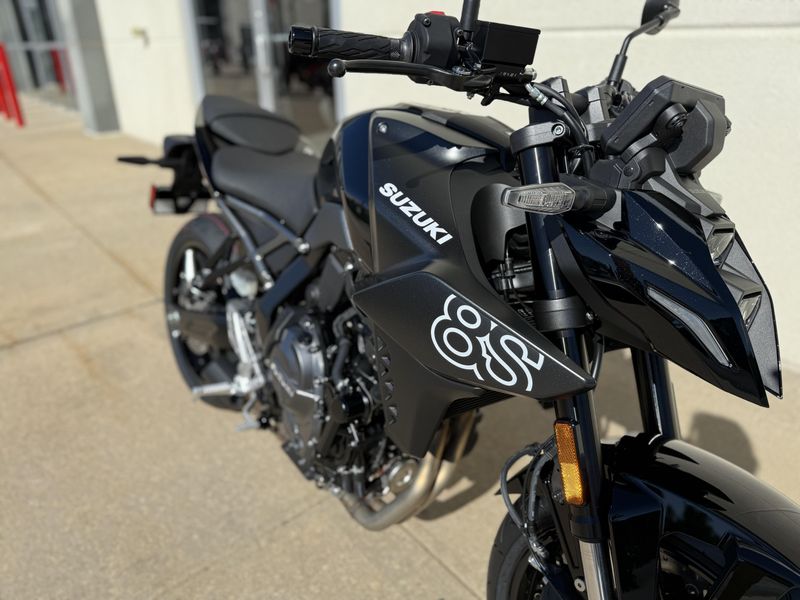 2026 Suzuki GSX 8SImage 6