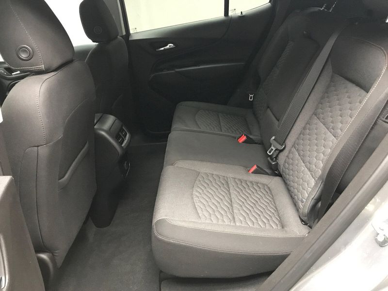 2018 Chevrolet Equinox LTImage 9
