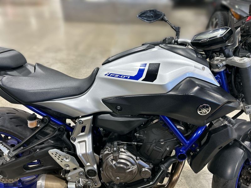 Used 2016 Yamaha FZ-07 Image 23