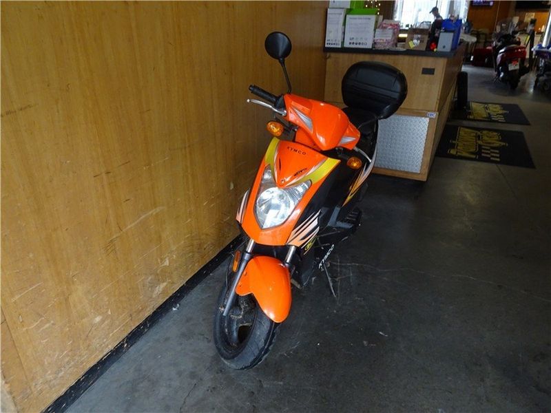 2014 KYMCO Agility in a Orange exterior color. Parkway Cycle (617)-544-3810 parkwaycycle.com 