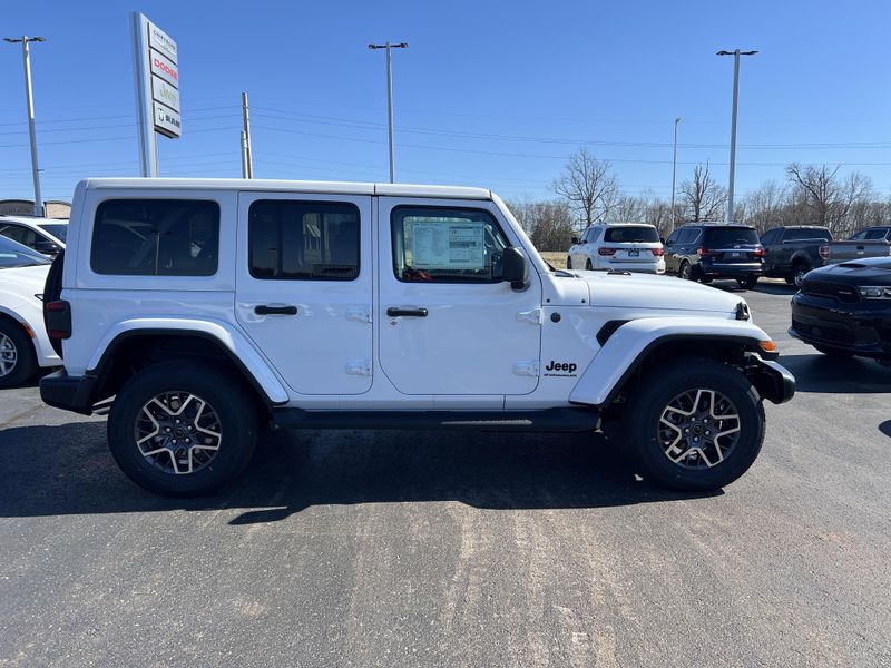 New 2026 Jeep Wrangler 4-door SaharaImage 5