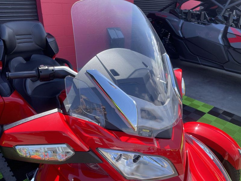 Used 2012 Can-Am RD SPYDER RT-S 991 Image 23