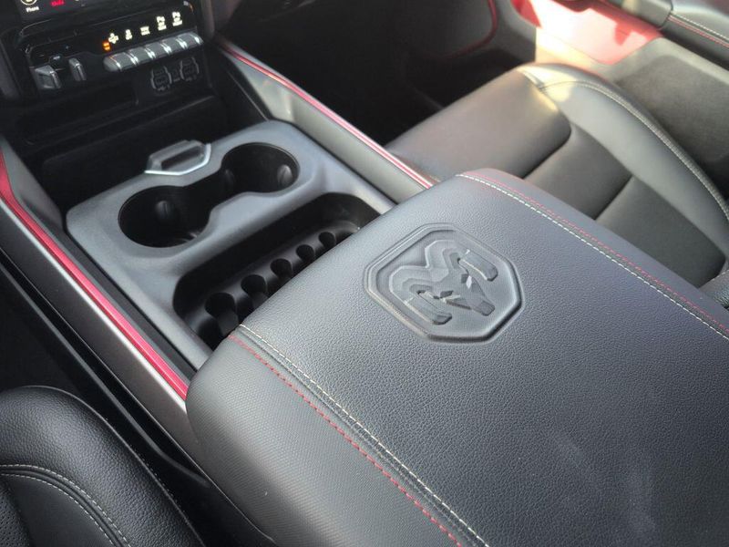 2021 RAM 1500 RebelImage 28